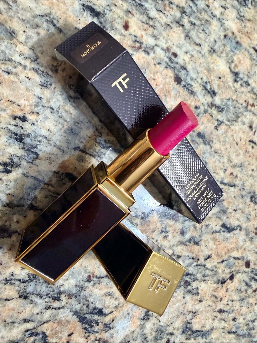 Tom Ford 11 Notorious lip color satin matte